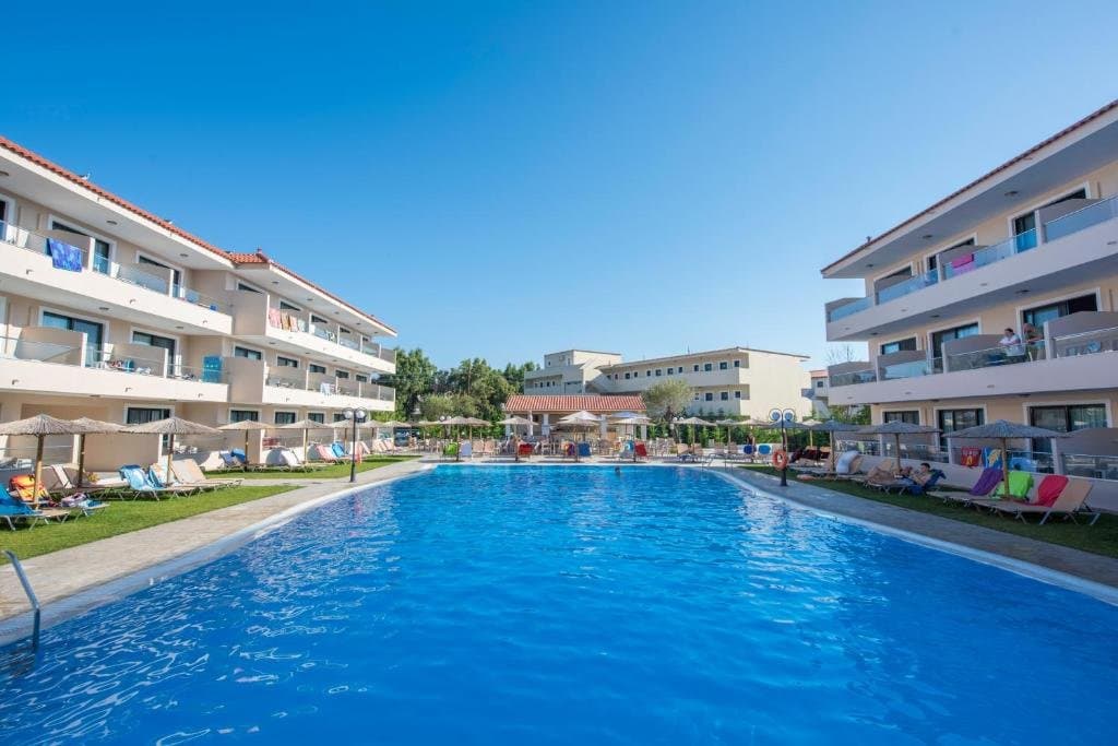 Angela Beach, Roda