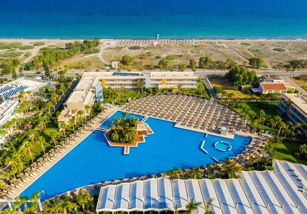 Blue Lagoon Resort, Lambi