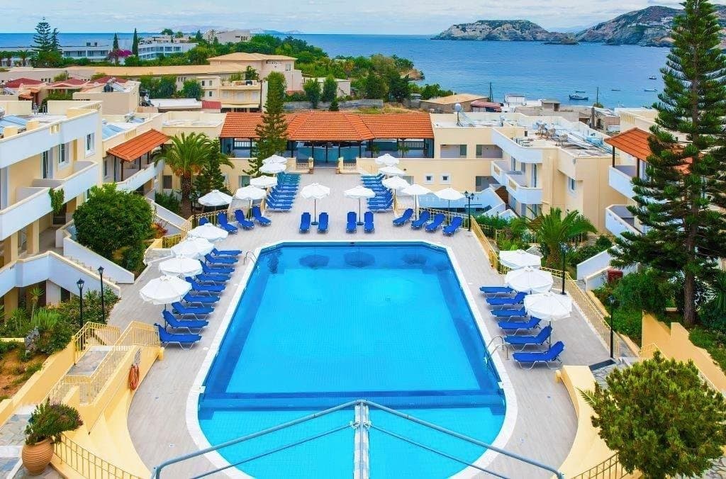 Alexander House, Agia Pelagia