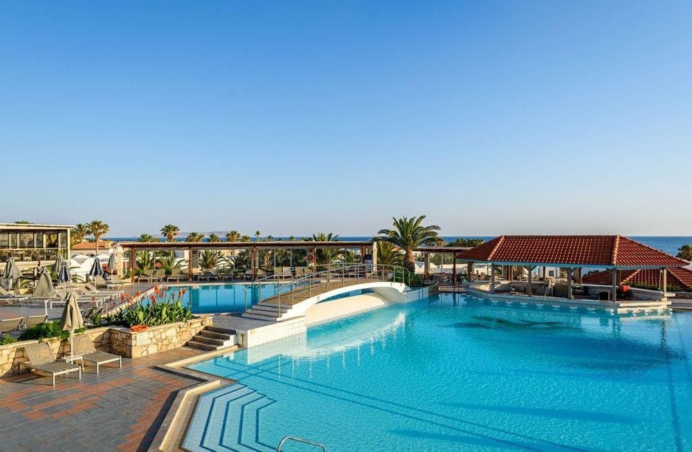 Annabelle Beach Resort, Anissaras