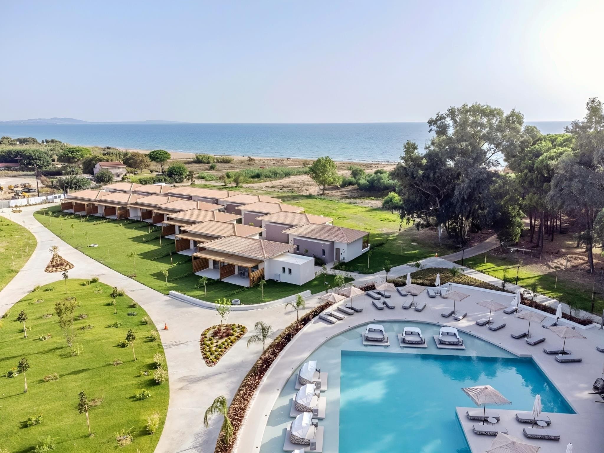Grand Elis Hotel, Savalia