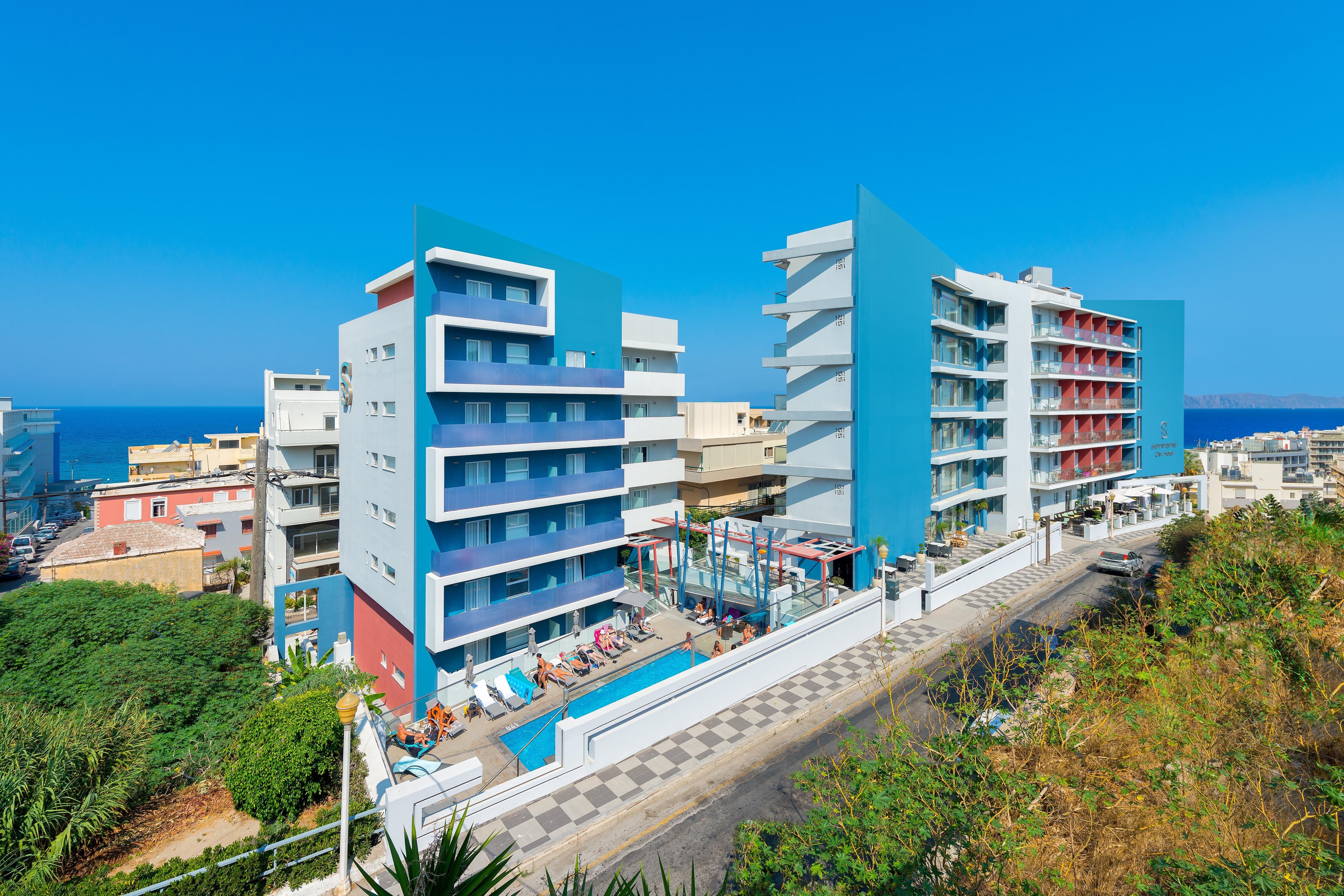 Semiramis, Rhodos Town