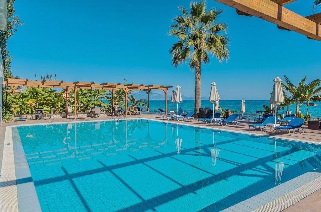 Belussi Beach Hotel & Suites, Kipseli