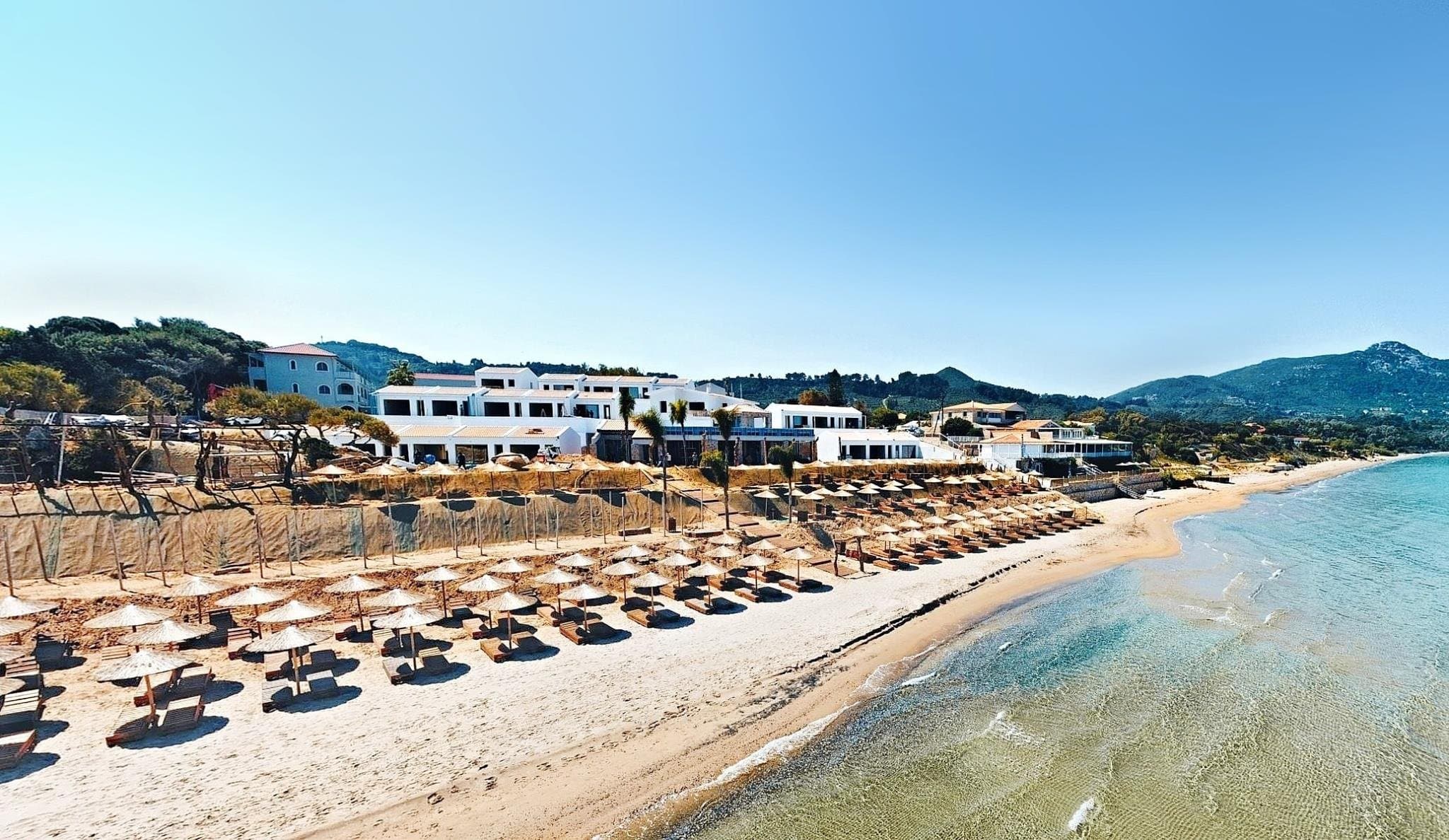 Aspro Krino Dunes, Vassilikos