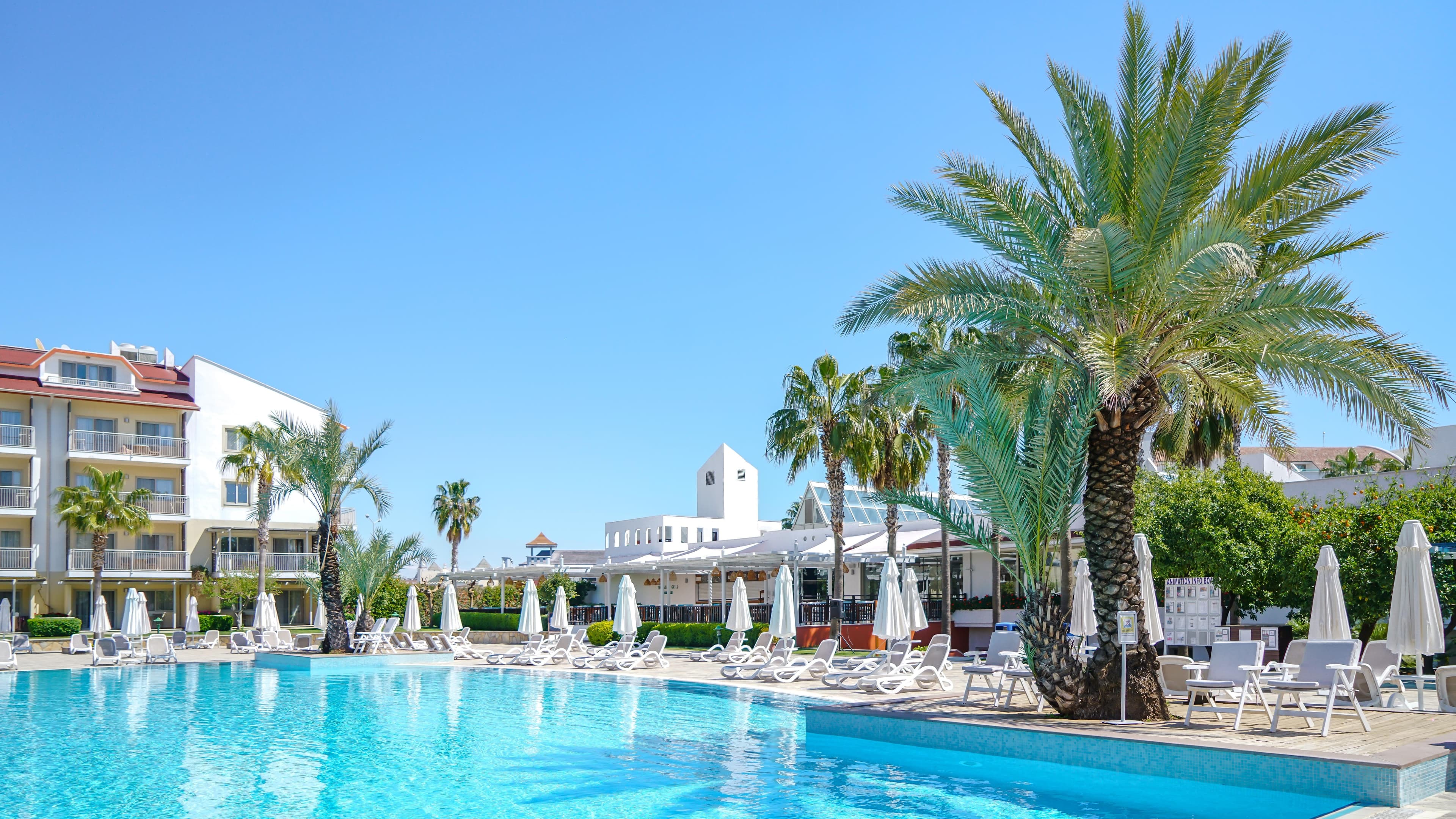 Barut B Suites, Evrenseki
