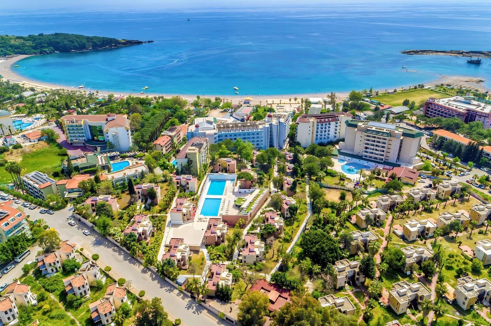 Mira Meridia Beach, Okurcalar