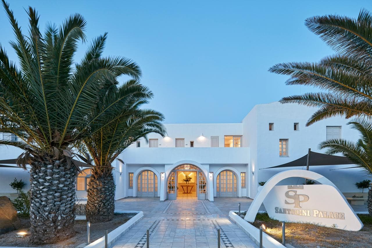 Santorini Palace, Firostefani