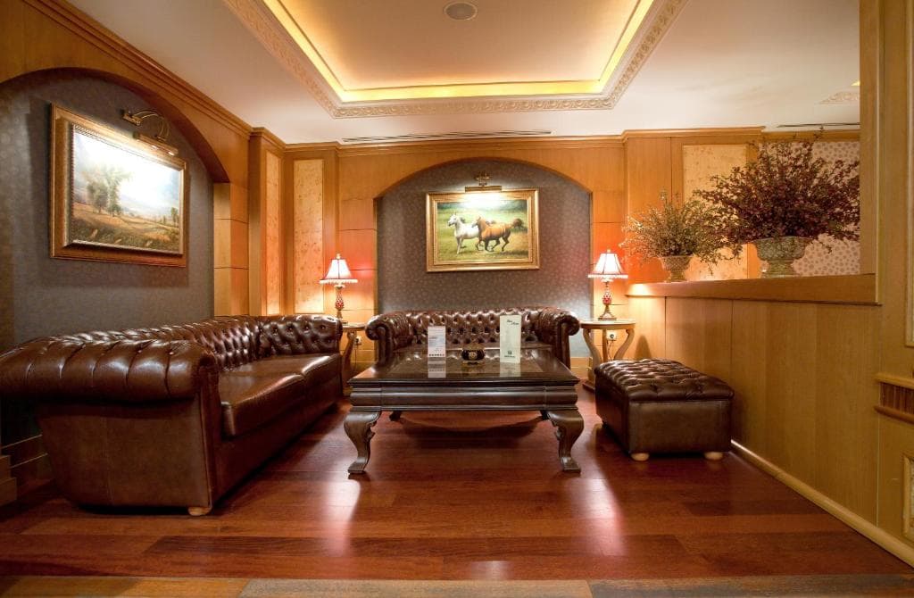 Oran Hotel, Istanbul