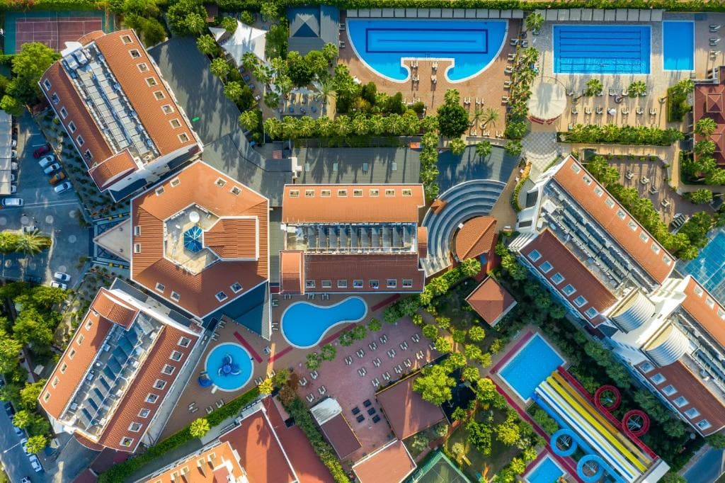Primasol Hane Family Resort, Side