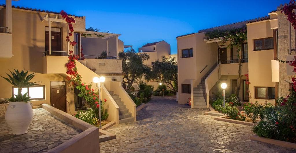Althea Village, Kato Daratso