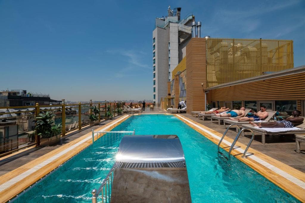 The Peak Hotel, Istanbul