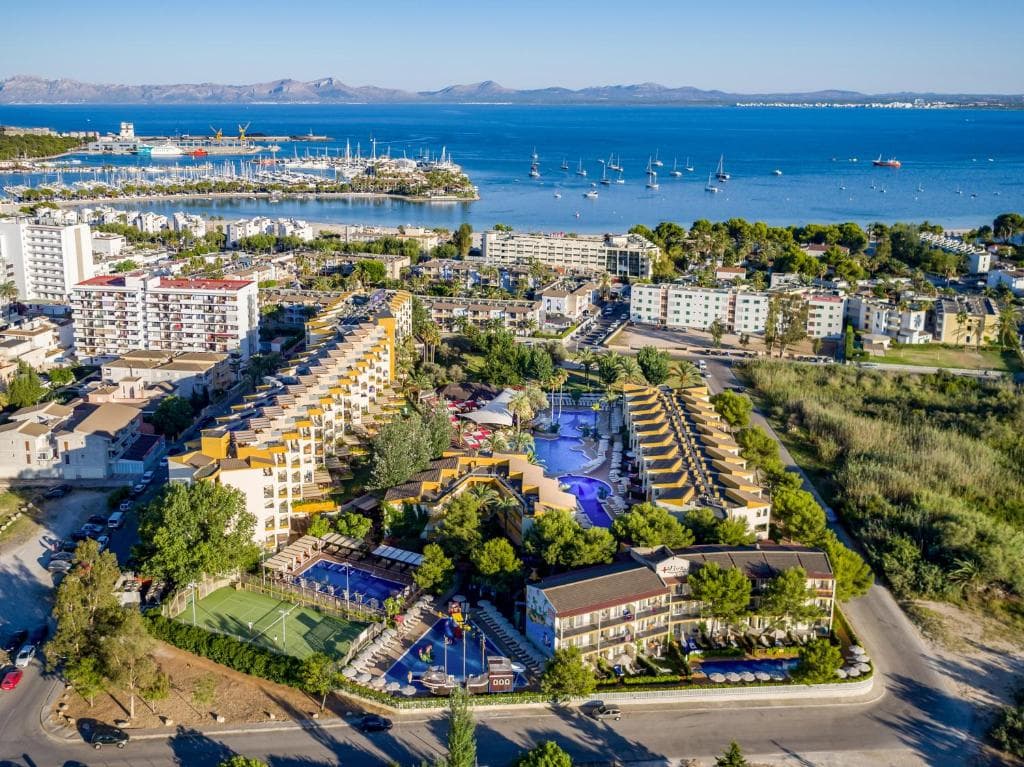 Zafiro Tropic, Port d'Alcudia