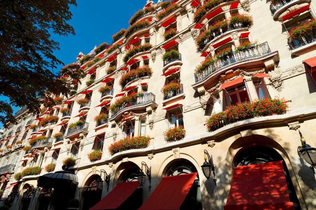 Plaza Athenee - Dorchester Collection, Paris