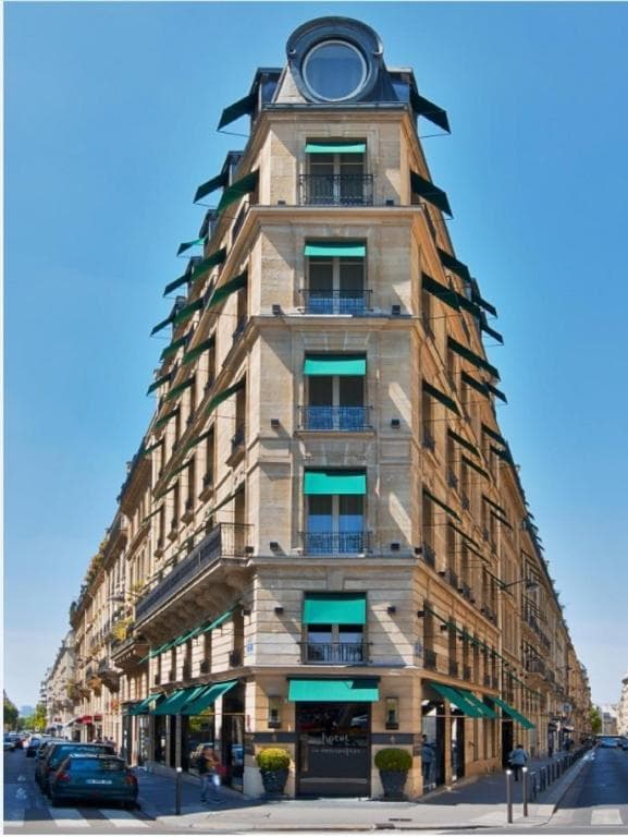 Le Metropolitan Paris Tour Eiffel, a Tribute Portfolio Hotel, Paris