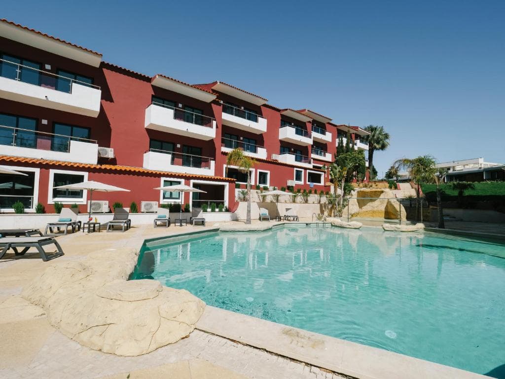 Topazio Vibe Beach Hotel & Apartments, Albufeira