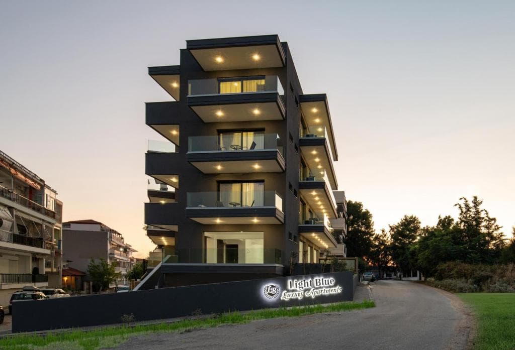 Light Blue Luxury, Nea Kalikratia