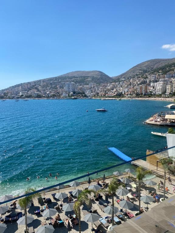 Hotel Demi, Sarande