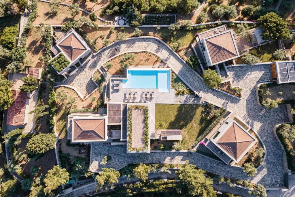 Pelagoon Skiathos, Achladies