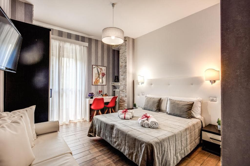 Santamaria Inn, Roma