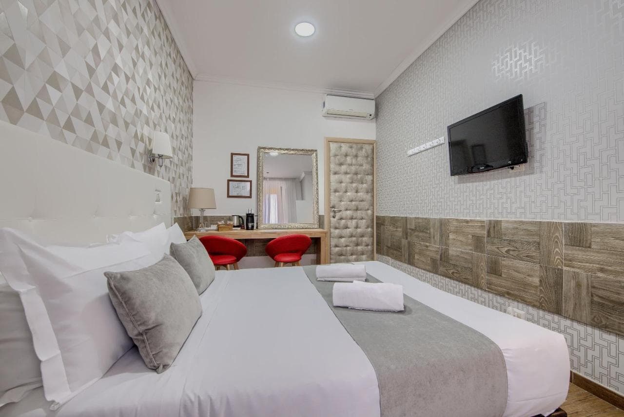 Domus Pietro Inn, Roma