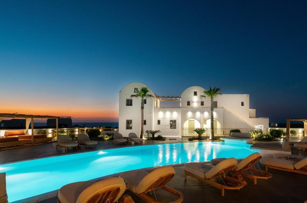 Amethyst Luxury Suites, Oia