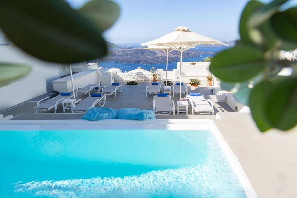 Pantelia Suites, Fira