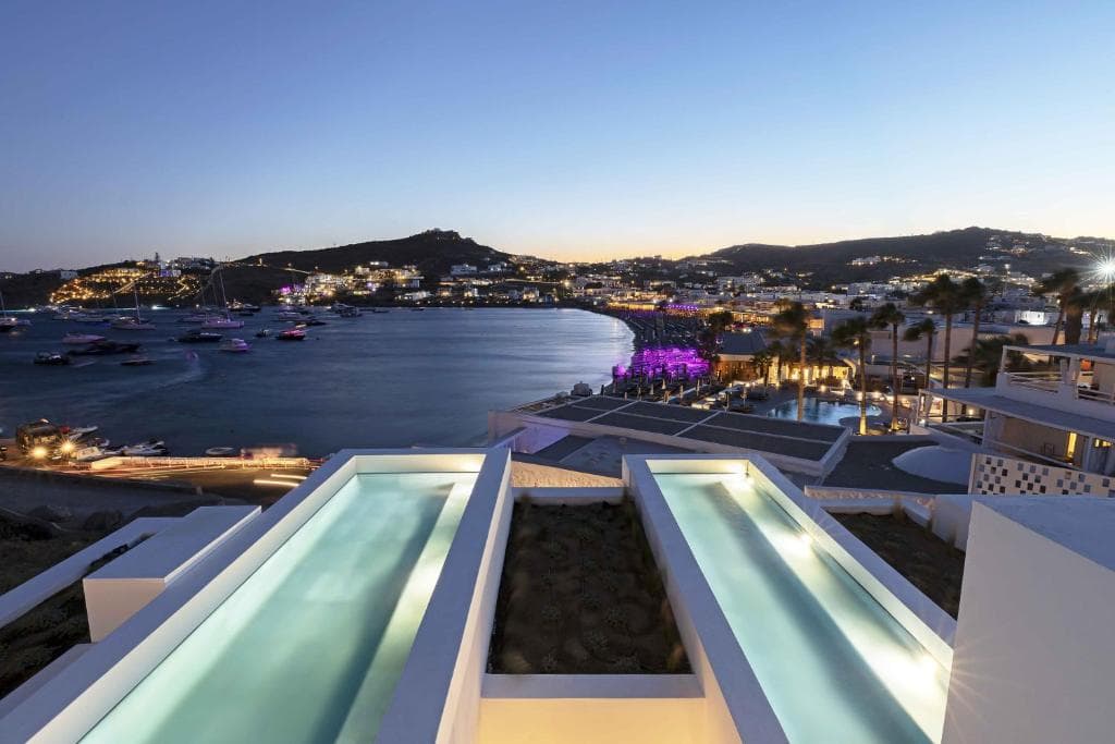 CUBIC Mykonos Seafront Design Suites, Ornos
