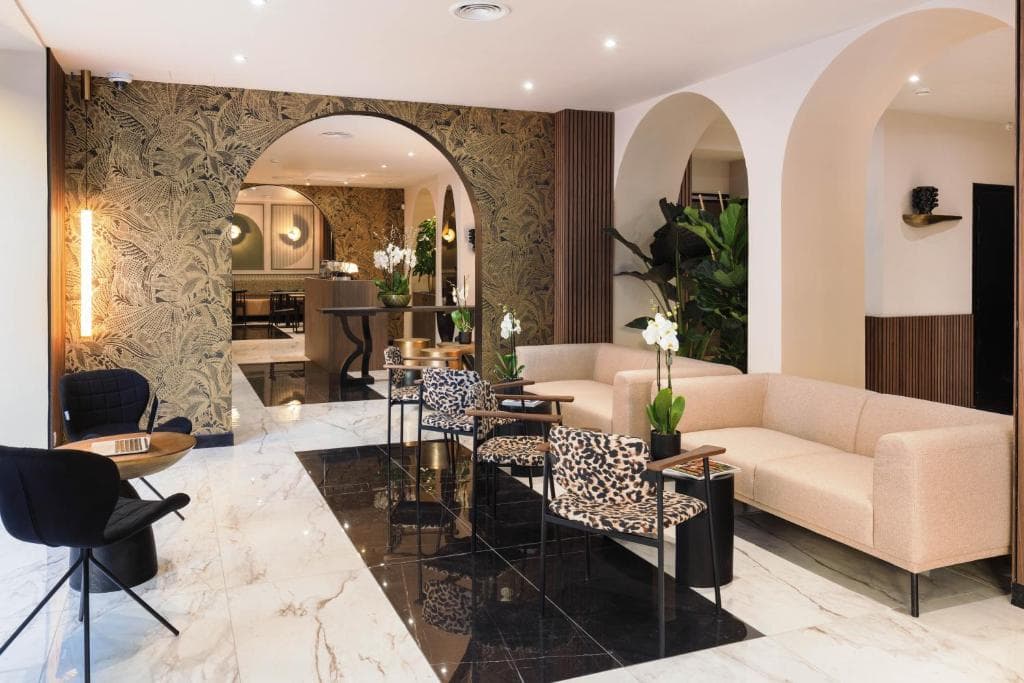 Hotel Khla Nice, Nisa