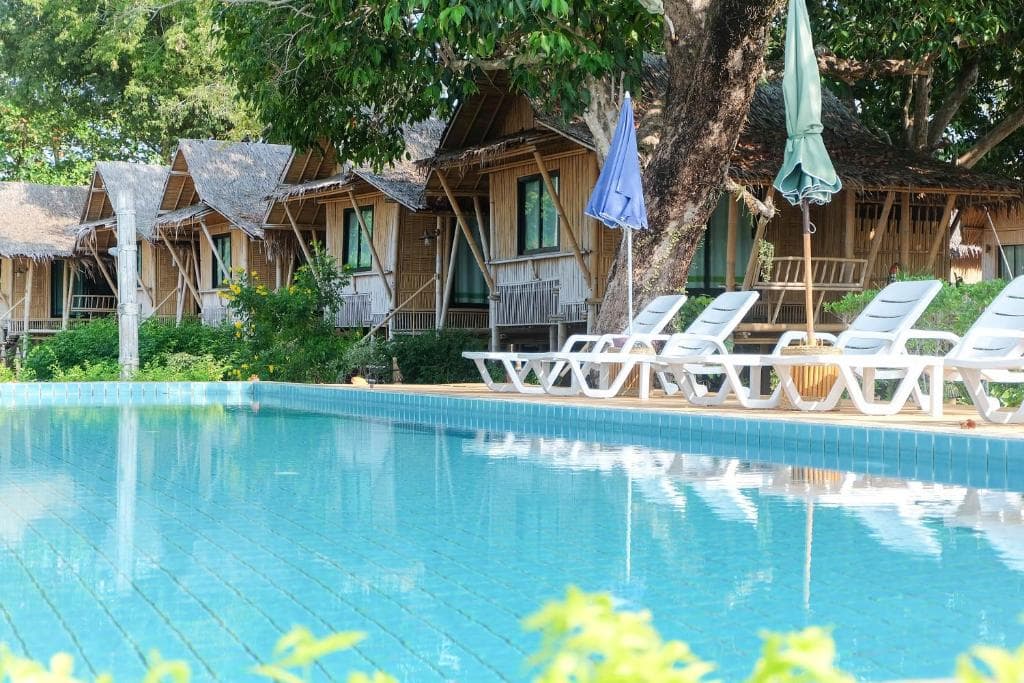 Anyavee Krabi Beach Resort, Klong Muang Beach