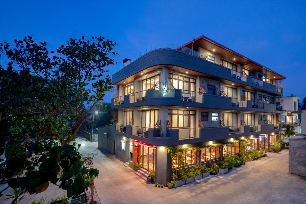 Hotel Ayala Ocean View, Gulhi