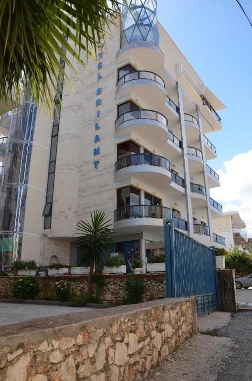 Hotel Brilant, Sarande