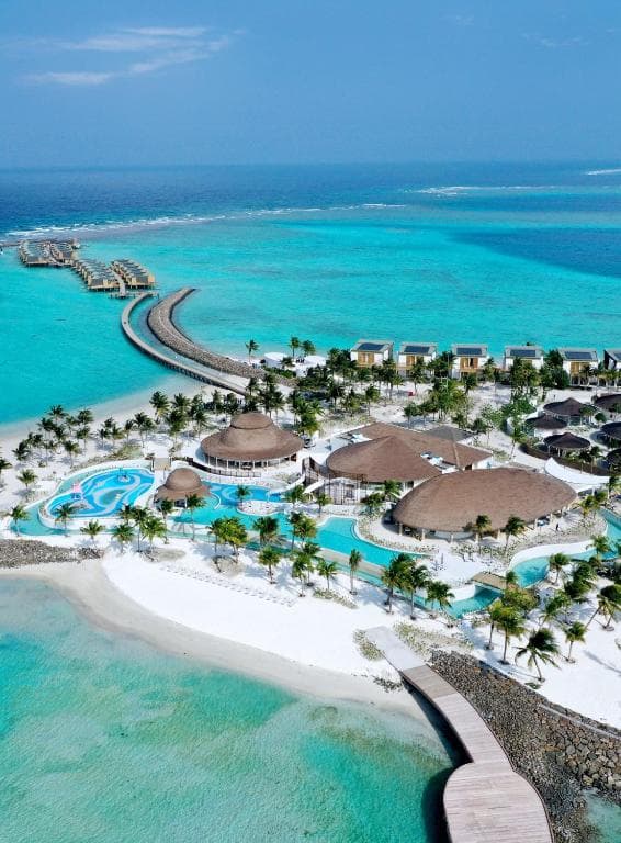 Centara Mirage Lagoon Resort Maldives, North Male Atoll