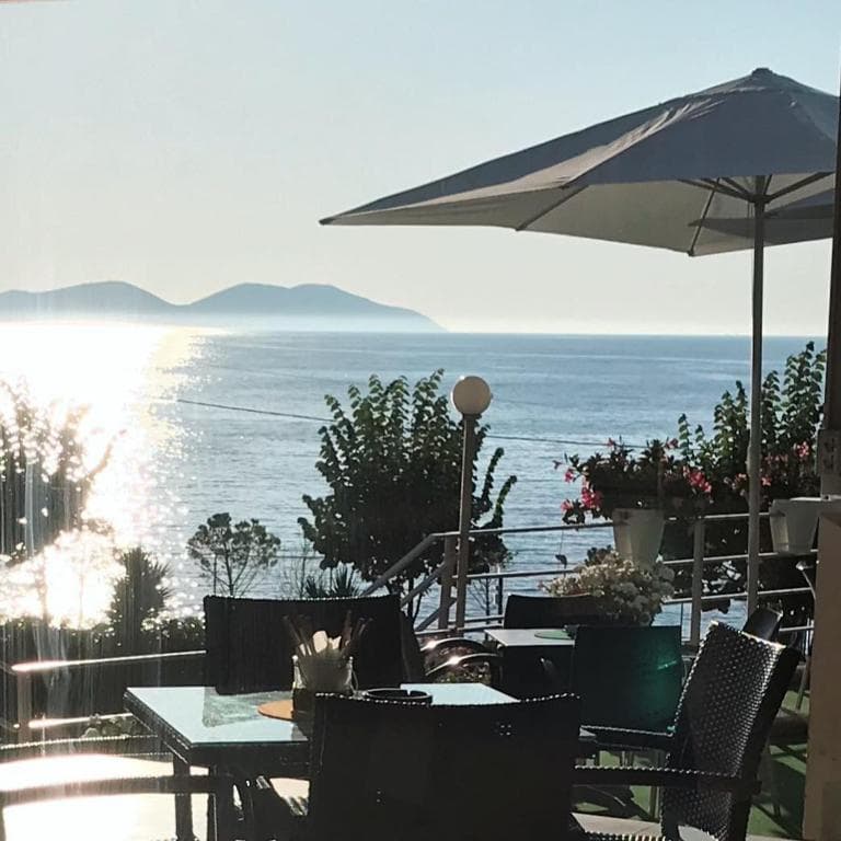 Hotel Ambasador, Vlora