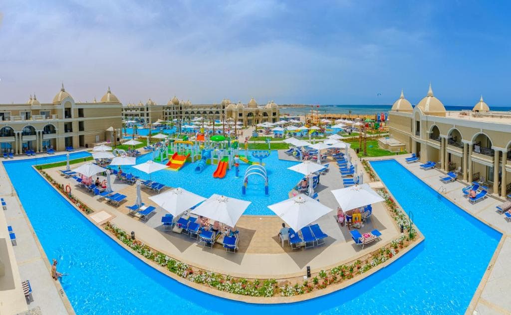 Titanic Royal, Hurghada City