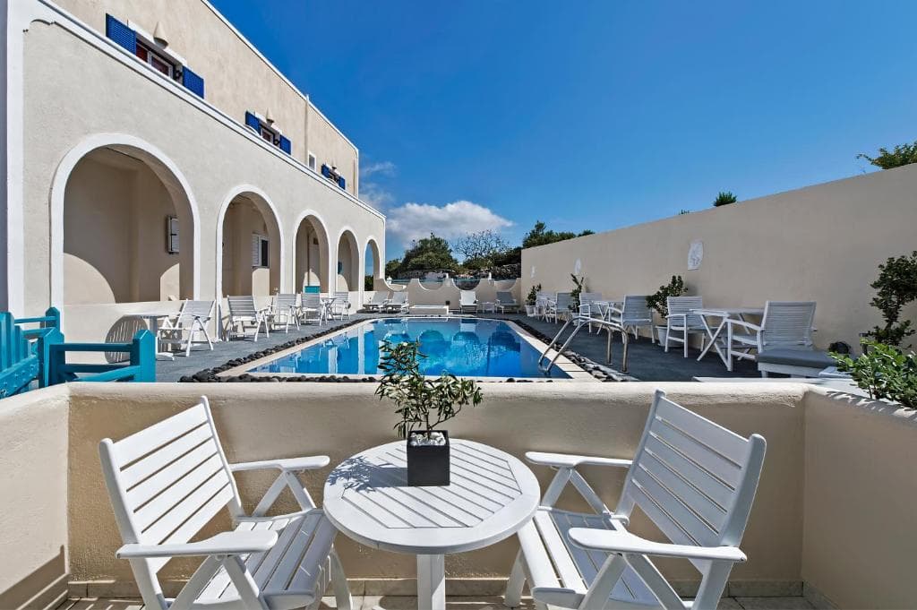 Alizea Villas & Suites, Fira