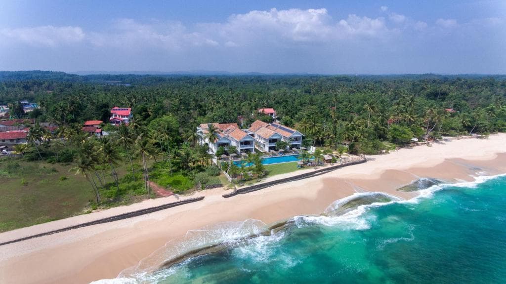 Hotel Sri Sharavi Beach Villas & Spa, Mirissa