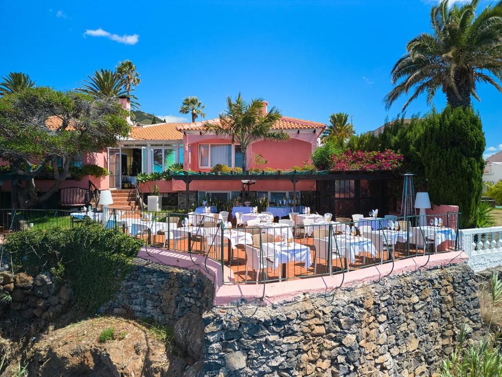 Hotel Inn & Art Madeira, Canico